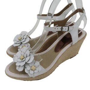 Baretraps Womens 8 M Tease White Leather Flower Floral Espadrille Wedge Sandals